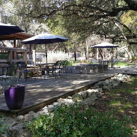 Wimberley Inn & Bar Buitenkant foto