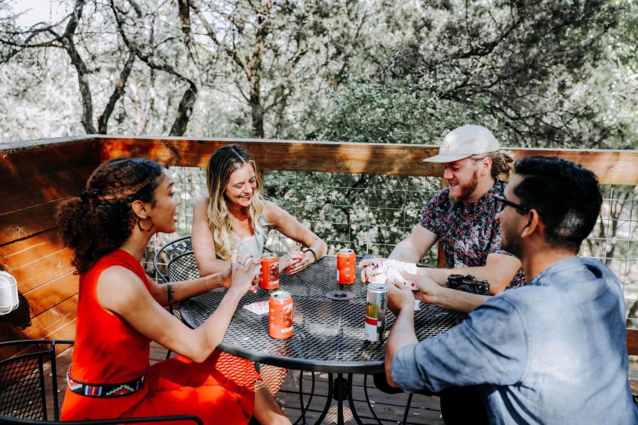 Wimberley Inn & Bar Buitenkant foto