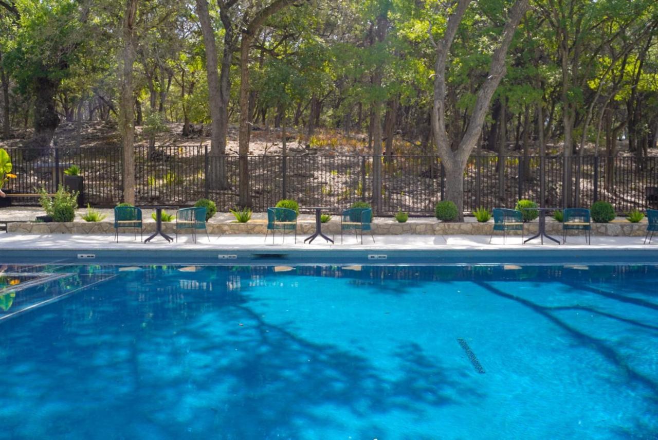 Wimberley Inn & Bar Buitenkant foto